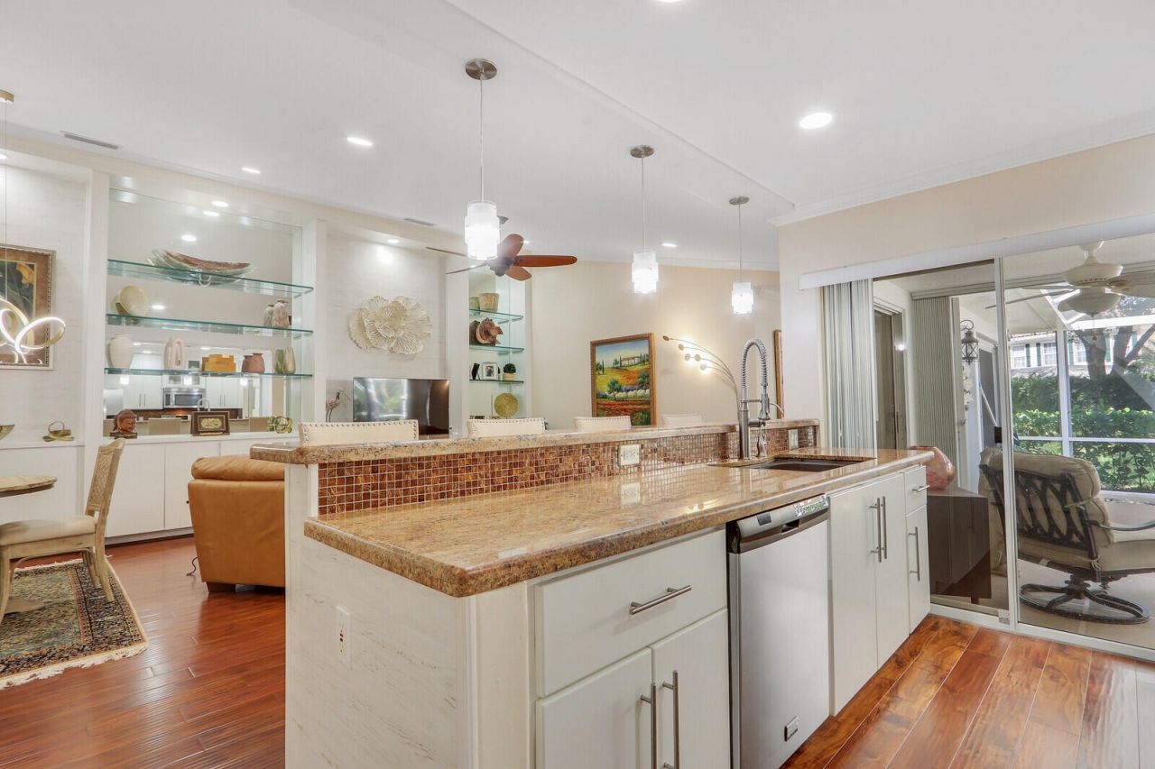 8701 Chapman Oak Court, Palm Beach Gardens, FL 33410 Photo
