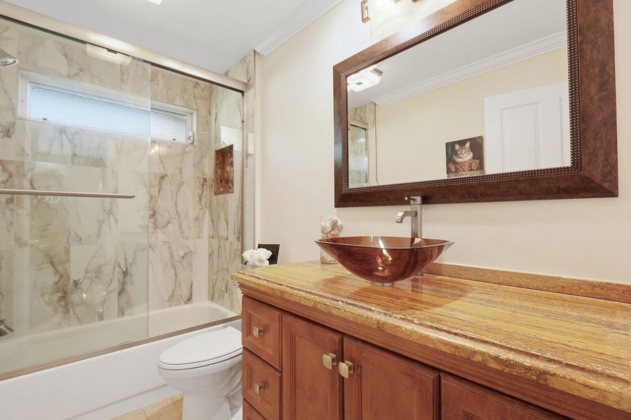 8701 Chapman Oak Court, Palm Beach Gardens, FL 33410 Photo