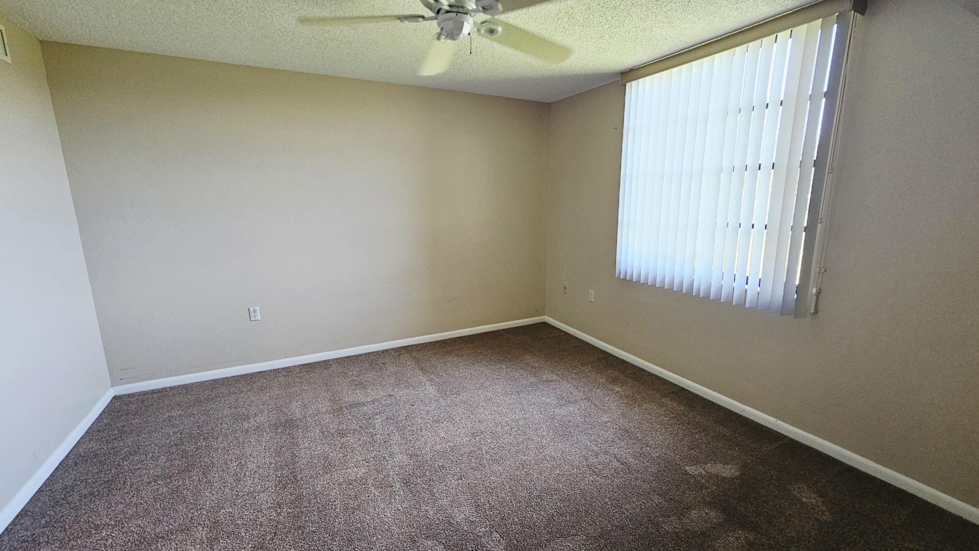 3630 Whitehall Drive, Unit 303, West Palm Beach, FL 33401 Photo