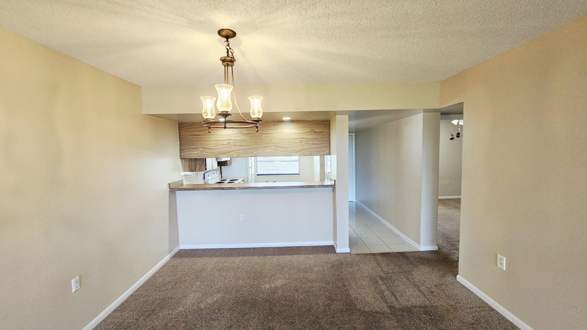 3630 Whitehall Drive, Unit 303, West Palm Beach, FL 33401 Photo