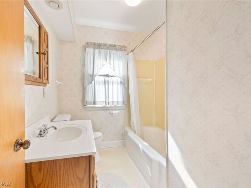 300 50th Street, Sandusky, OH 44870 Photo 28