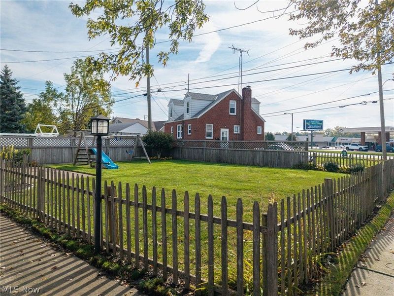 300 50th Street, Sandusky, OH 44870 Photo 8