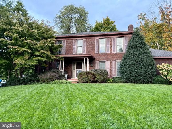 525 ETON LANE, YORK, PA 17402