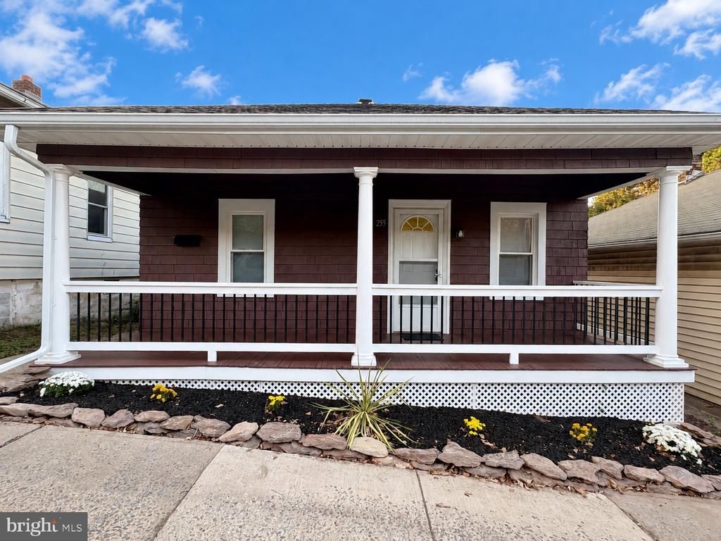 255 AVENUE B STREET , PALMERTON, PA 18071