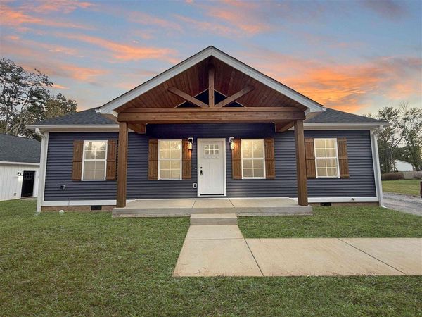 239 Peterson Avenue , Auburn, KY 42206