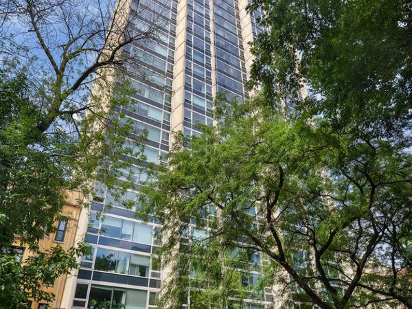 2728 N Hampden Court , Unit 203, Chicago, IL 60614