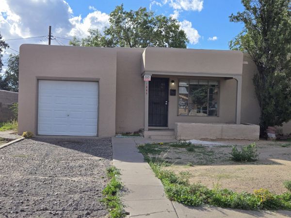 1009 Truman Street SE, Albuquerque, NM 87108
