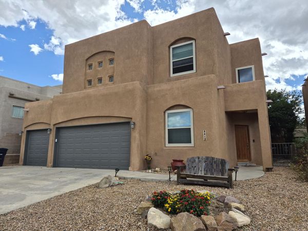 8412 Desert Sunrise Road NE, Albuquerque, NM 87122