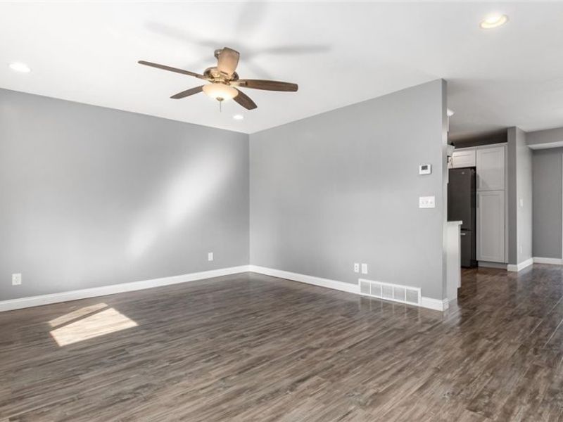 6825 Starner Lane, Nashport, OH 43830 Photo 3