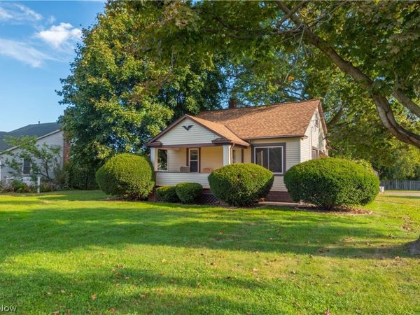6077 Lake Avenue, Elyria, OH 44035