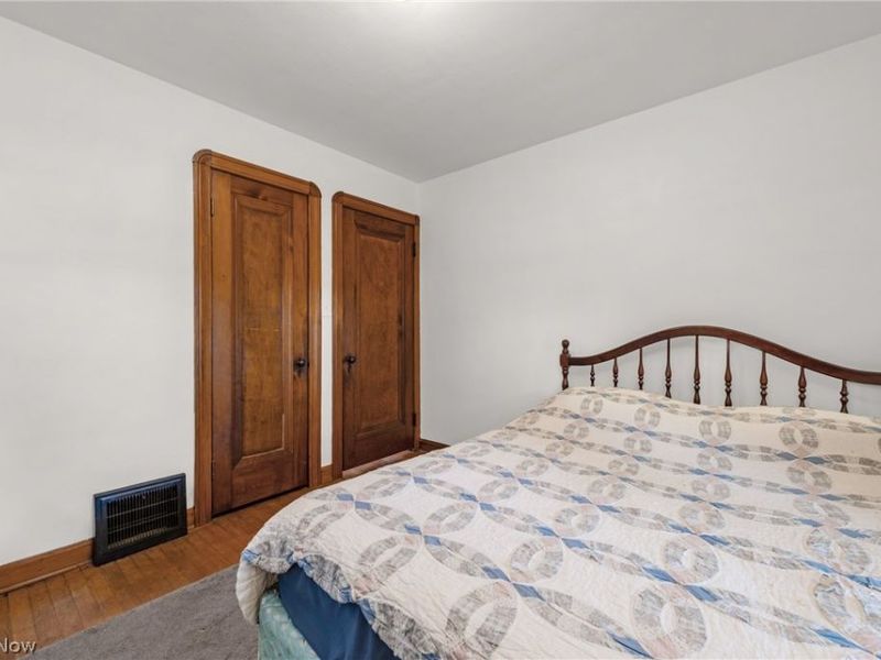 6077 Lake Avenue, Elyria, OH 44035 Photo 35