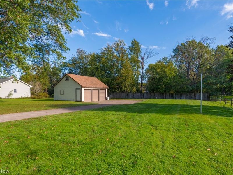 6077 Lake Avenue, Elyria, OH 44035 Photo 39