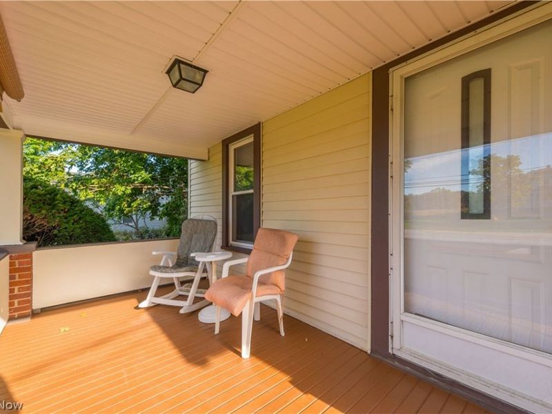6077 Lake Avenue, Elyria, OH 44035 Photo 7