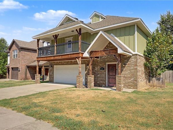 1395 N Sicily Lane , Fayetteville, AR 72704