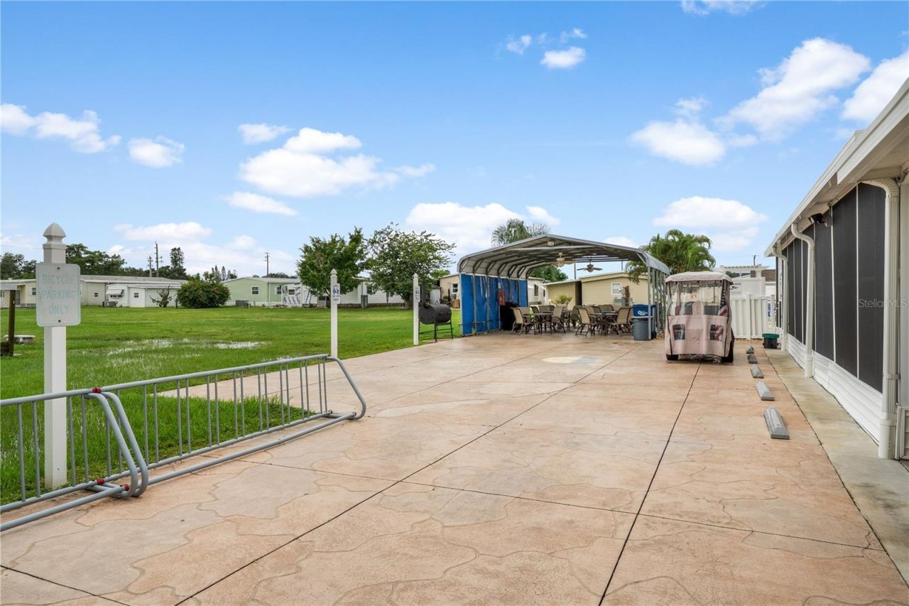 5316 53rd Avenue E, Unit Q11, Bradenton, FL 34203 Photo