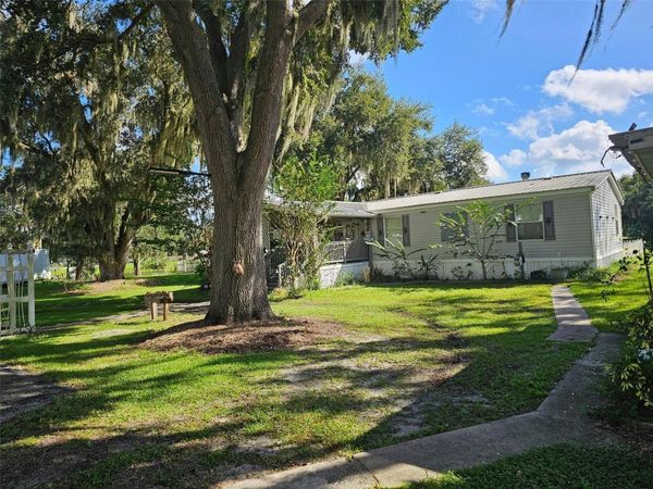 3348 N MARINA PARKWAY , LAKE WALES, FL 33898