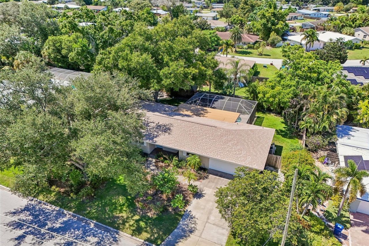 2400 S Brink Avenue , Sarasota, FL 34239 Photo