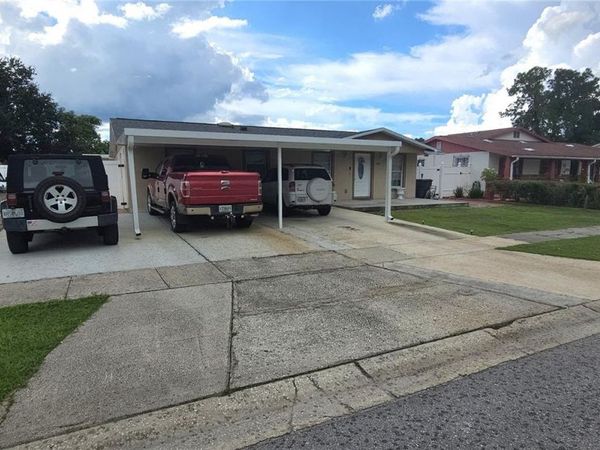 4814 BONITA VISTA DRIVE , TAMPA, FL 33634