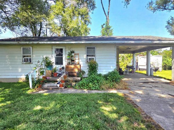 730 N DIRKSEN Parkway, Springfield, IL 62702