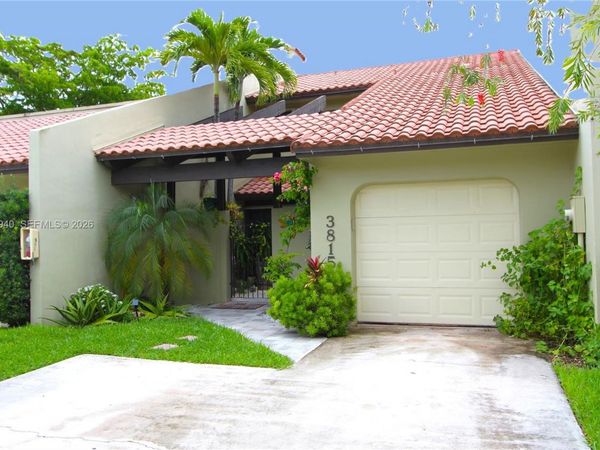 3815 Alcantara Ave, Unit D-77, Doral, FL 33178