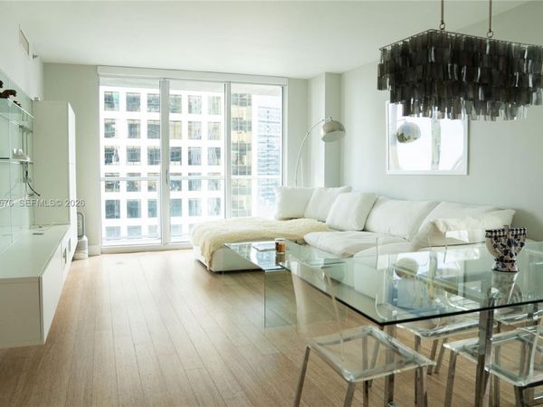 500 Brickell Ave , Unit 1910, Miami, FL 33131