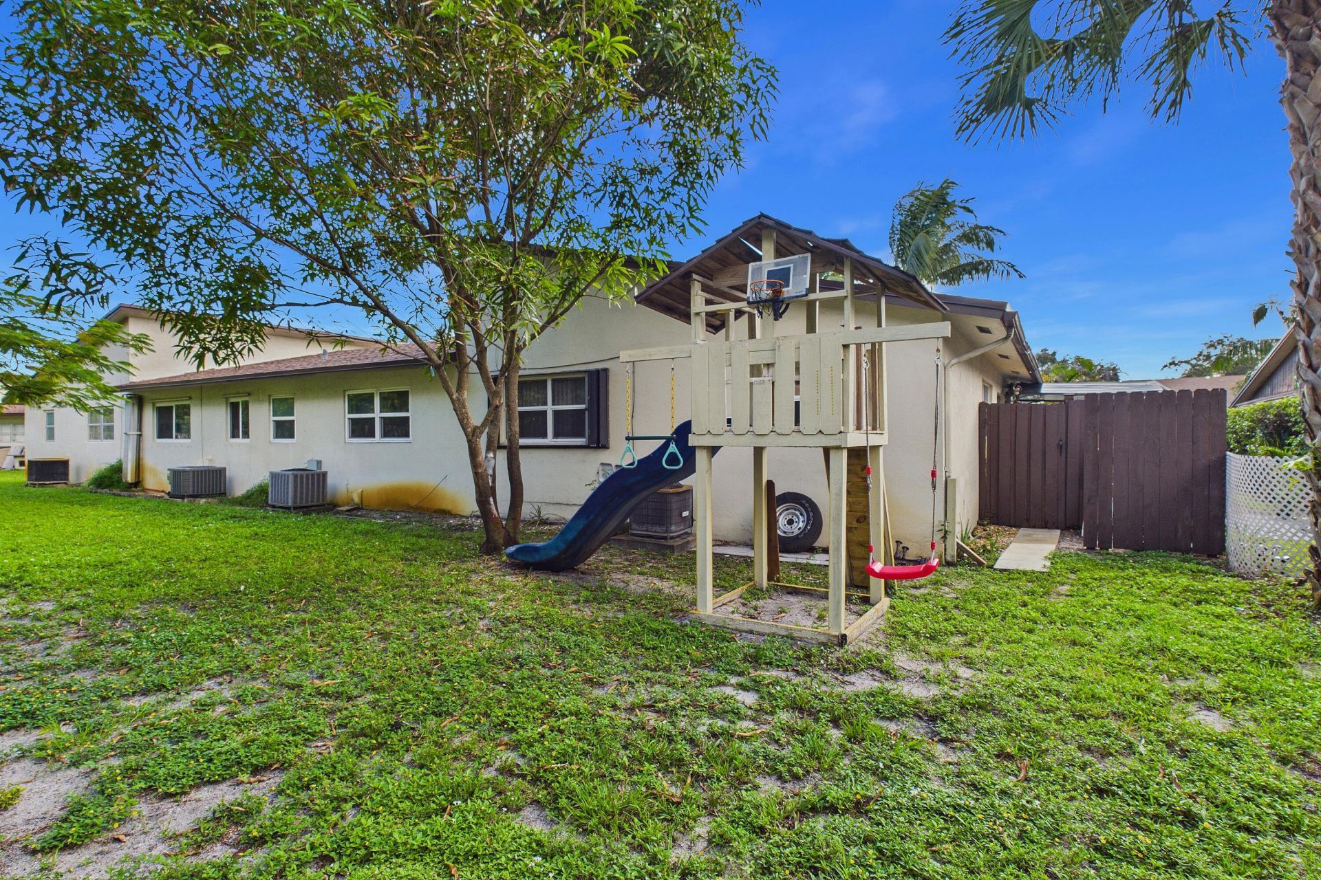 3200 NW 5th Terrace, Unit 24, Pompano Beach, FL 33064 Photo