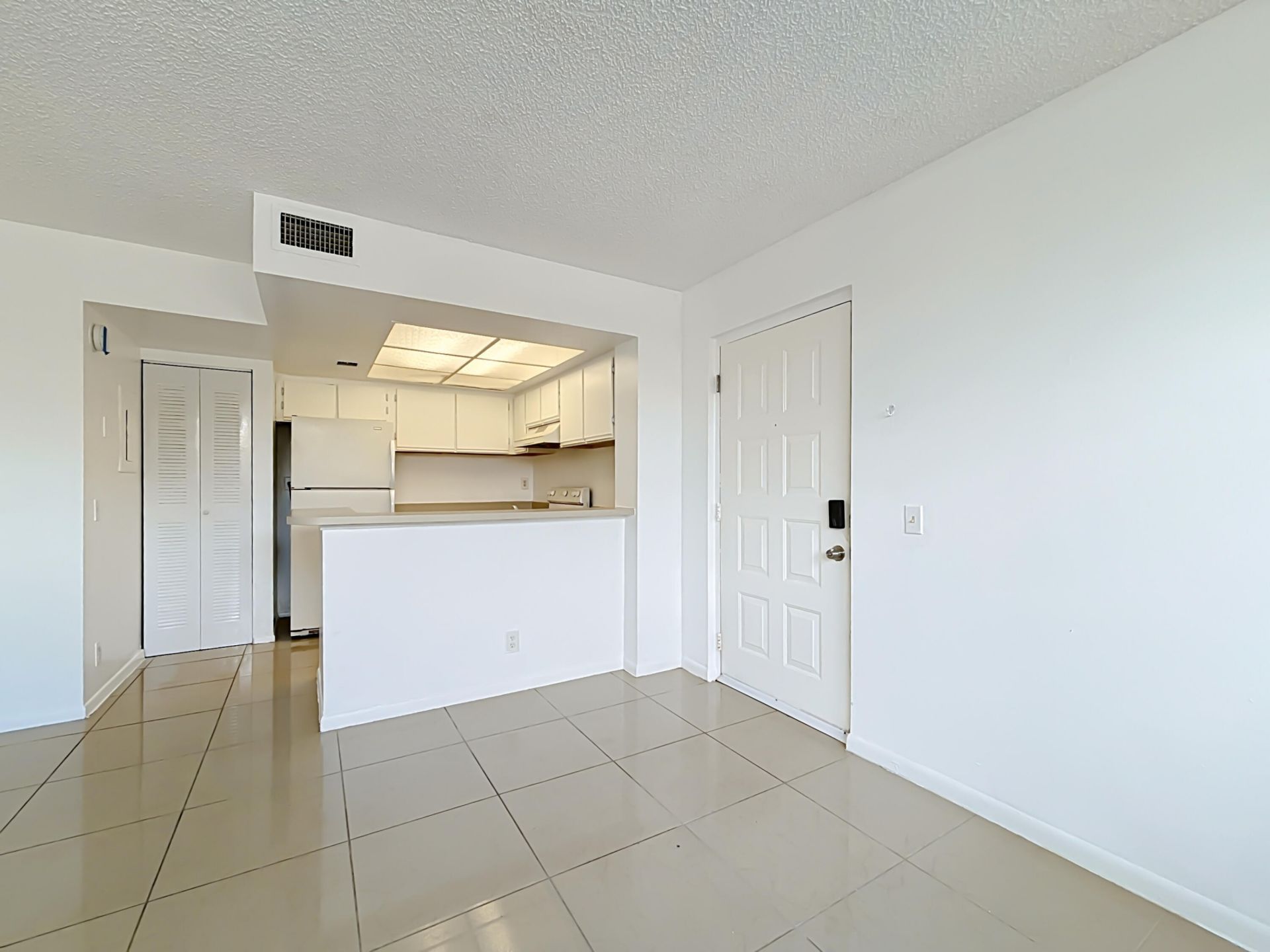708 Executive Center Drive, Unit 12, West Palm Beach, FL 33401 Photo