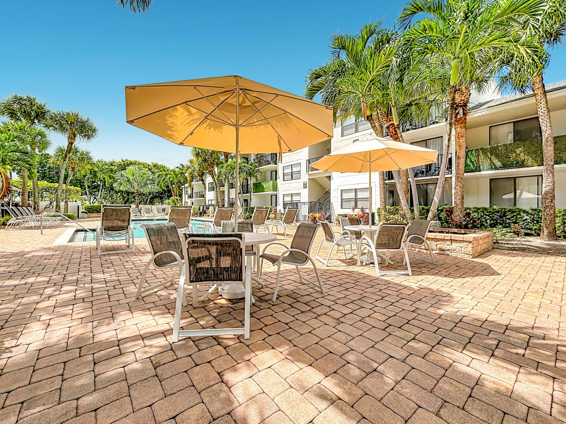 708 Executive Center Drive, Unit 12, West Palm Beach, FL 33401 Photo