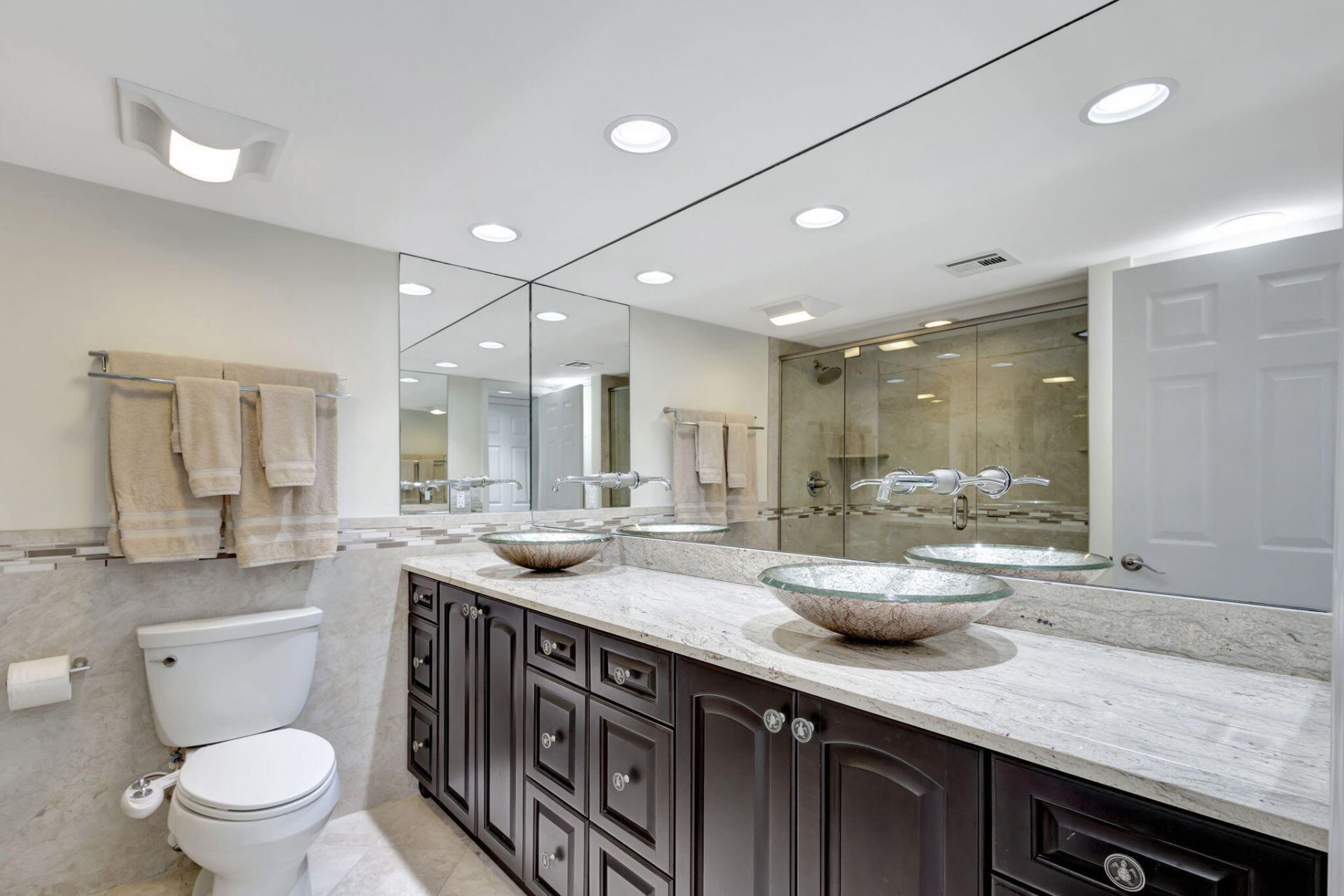 5420 N Ocean Drive, Unit 1401, Singer Island, FL 33404 Photo