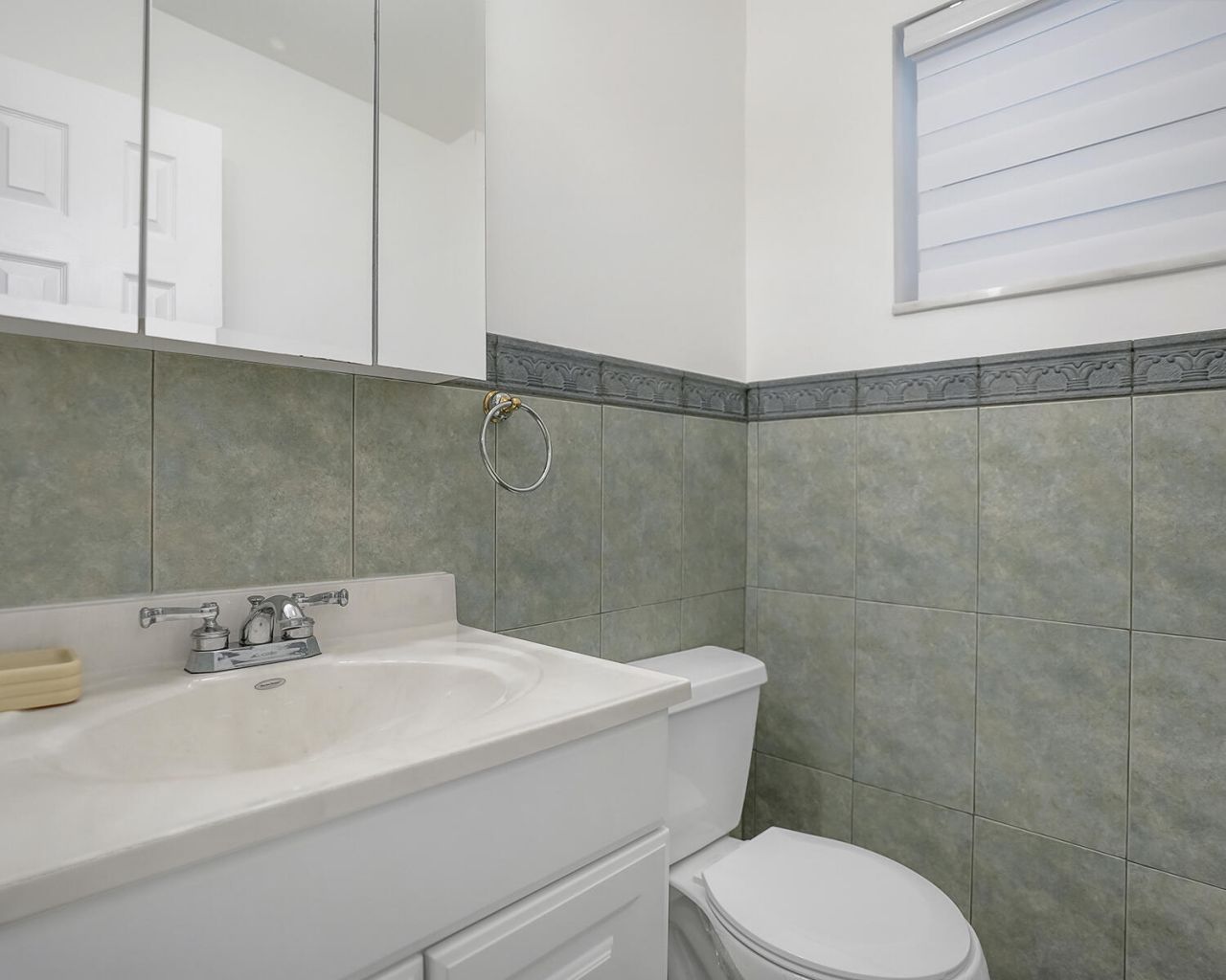 2600 Diana Drive, Unit 107, Hallandale Beach, FL 33009 Photo