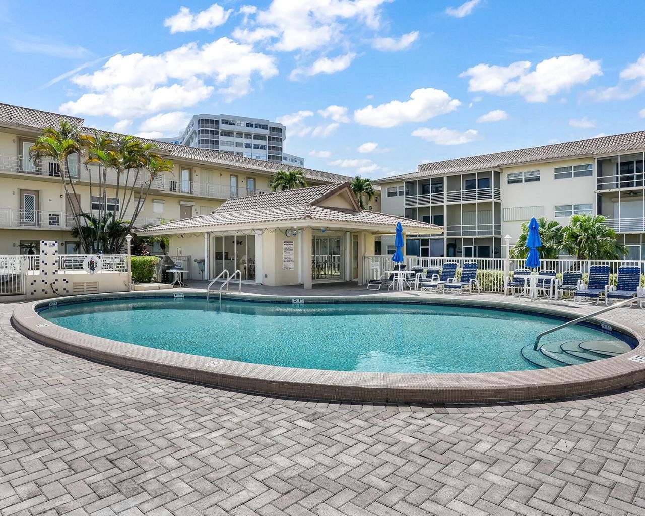 2600 Diana Drive, Unit 107, Hallandale Beach, FL 33009 Photo