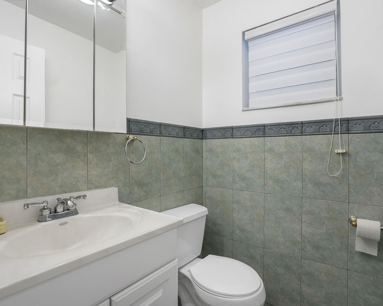 2600 Diana Drive, Unit 107, Hallandale Beach, FL 33009 Photo