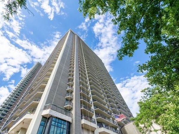 6007 N Sheridan Road, Unit 24D, Chicago, IL 60660