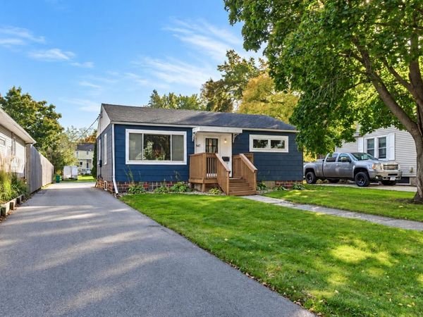 547 E Main Street , Owatonna, MN 55060