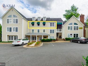 10520 WARWICK AVENUE , Unit B8, FAIRFAX, VA 22030
