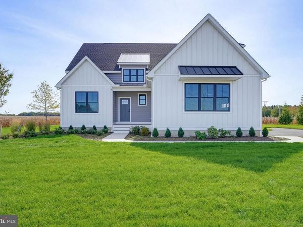 2274 E DENNEYS ROAD, DOVER, DE 19901