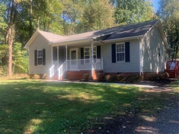418 Oakland Avenue , Mocksville, NC 27028