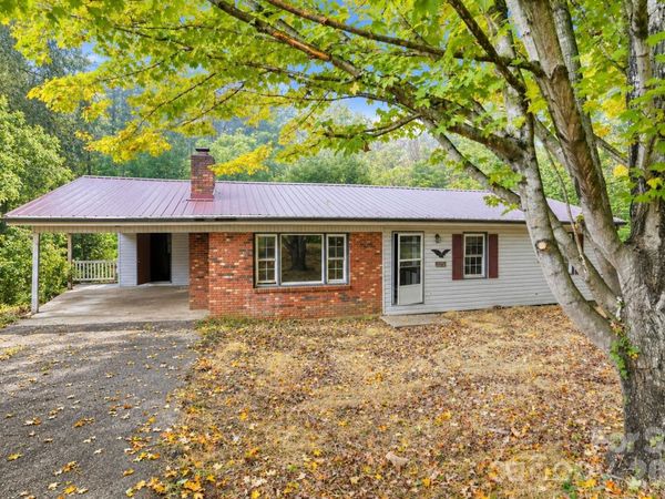 2131 Deep Ford Road , Lansing, NC 28643