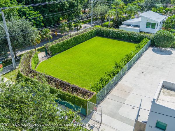 2005 S Olive Avenue, West Palm Beach, FL 33401