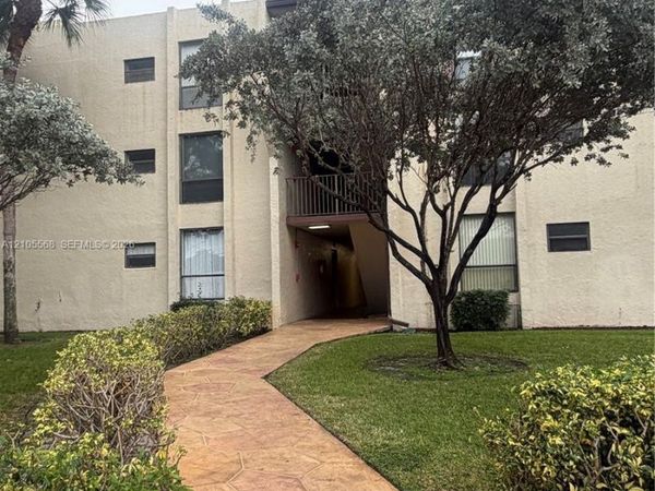 8050 W Mcnab Rd , Unit 121, Tamarac, FL 33321