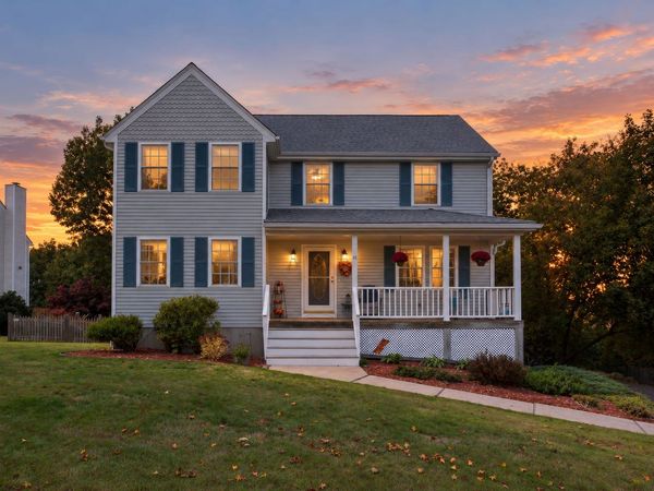 43 Calumet St, Salem, MA 01970