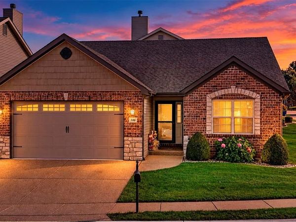 106 Blue Water Drive, St Peters, MO 63366