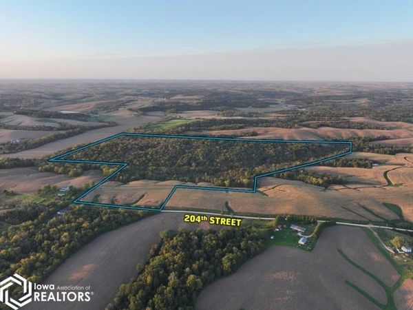 204th Street, Zwingle, IA 52079