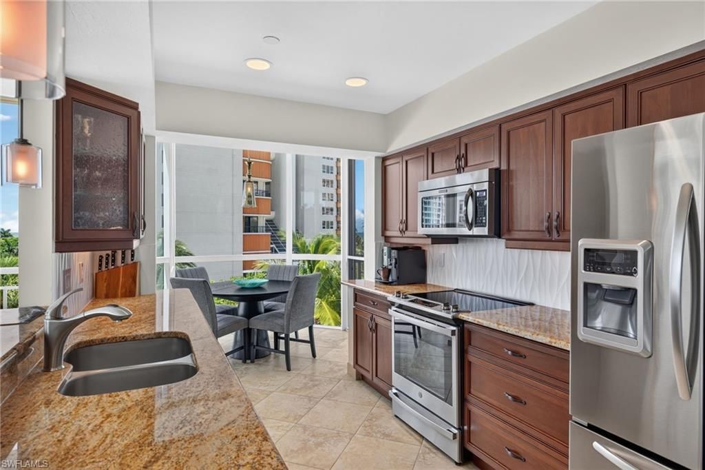 4255 Gulf Shore Blvd N, Unit 204, Naples, FL 34103 Photo