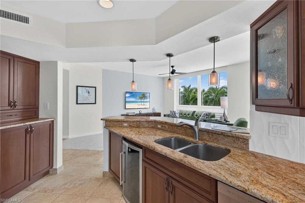 4255 Gulf Shore Blvd N, Unit 204, Naples, FL 34103 Photo