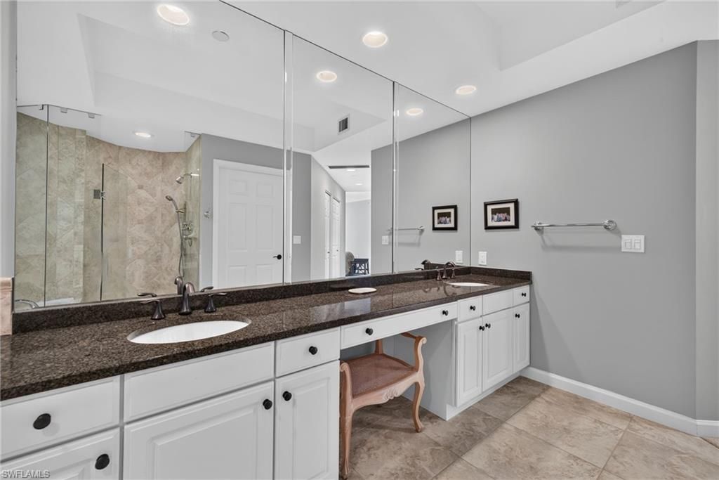 4255 Gulf Shore Blvd N, Unit 204, Naples, FL 34103 Photo