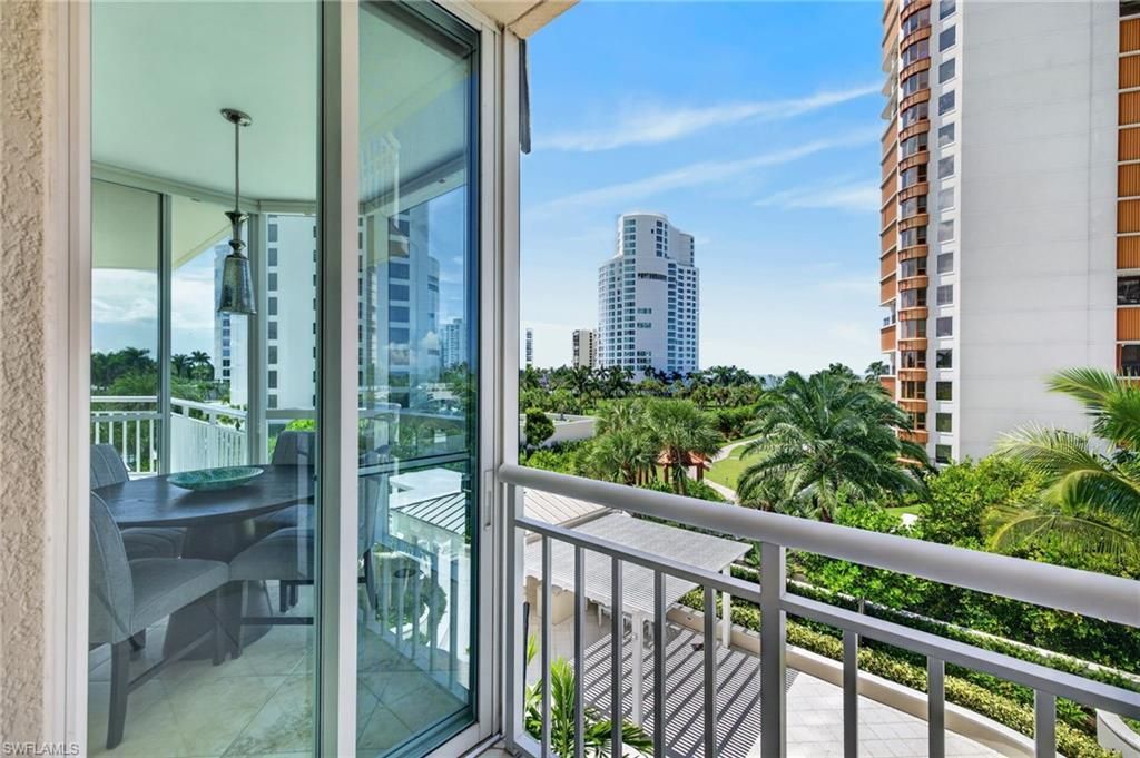 4255 Gulf Shore Blvd N, Unit 204, Naples, FL 34103 Photo