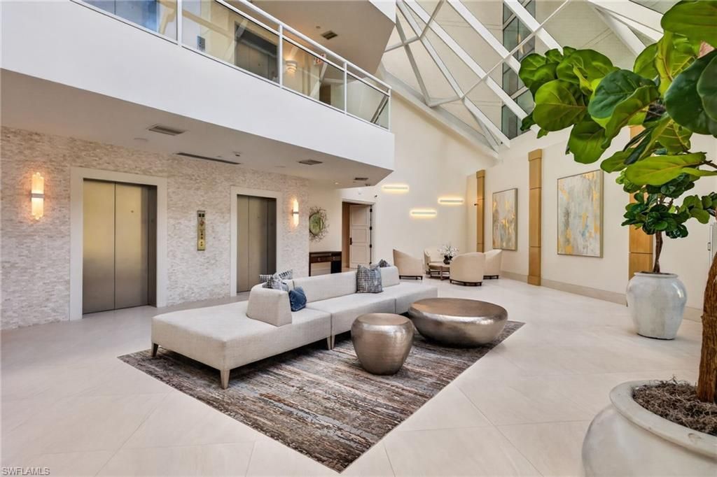 4255 Gulf Shore Blvd N, Unit 204, Naples, FL 34103 Photo