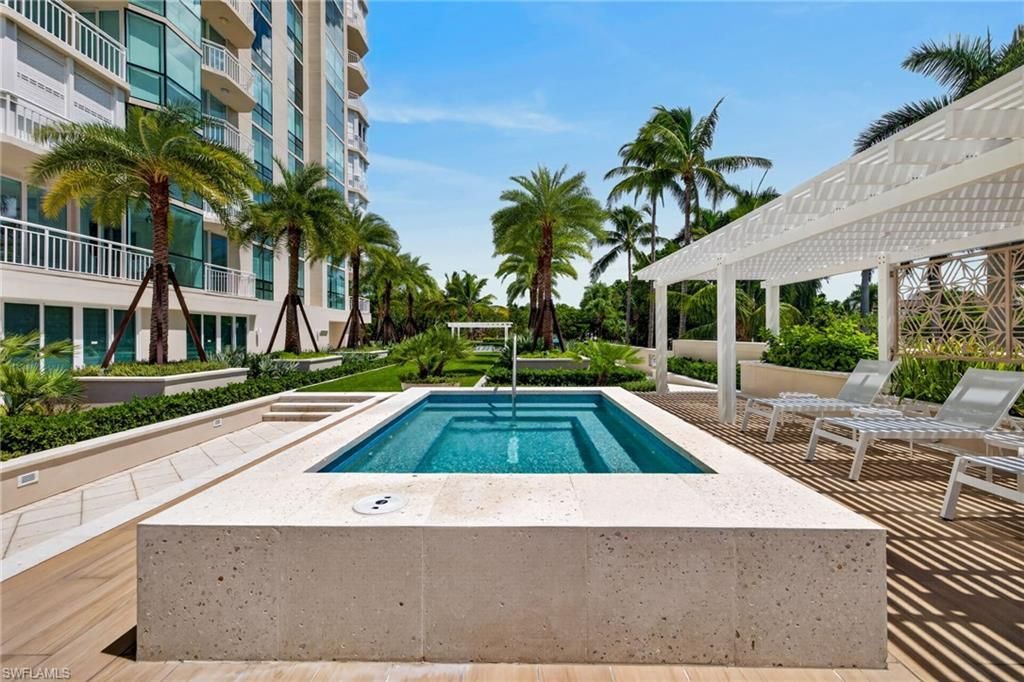 4255 Gulf Shore Blvd N, Unit 204, Naples, FL 34103 Photo