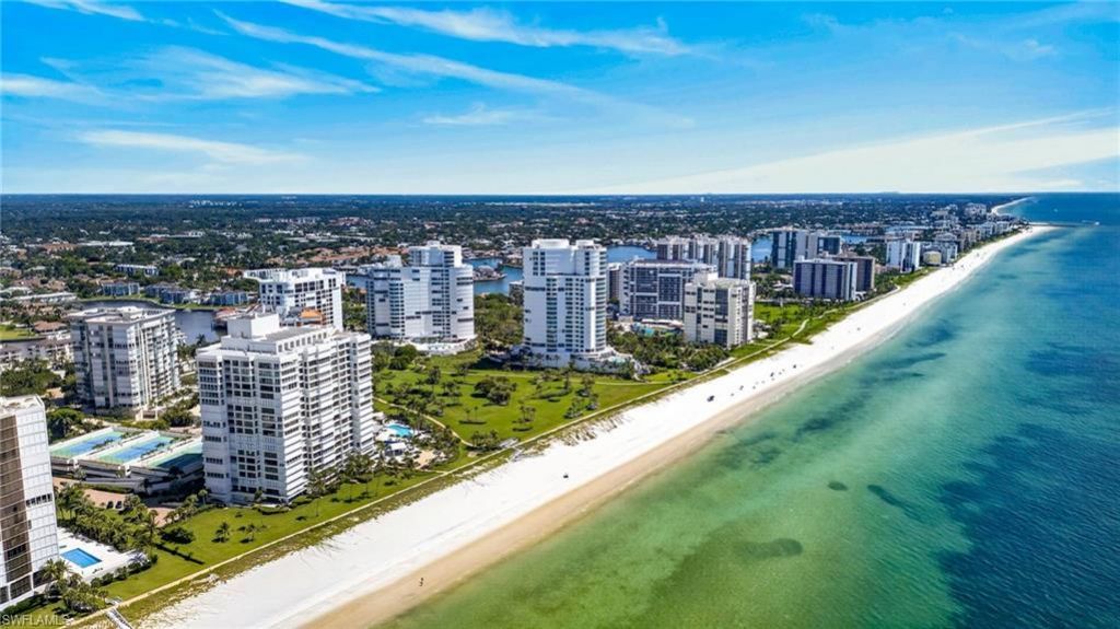 4255 Gulf Shore Blvd N, Unit 204, Naples, FL 34103 Photo